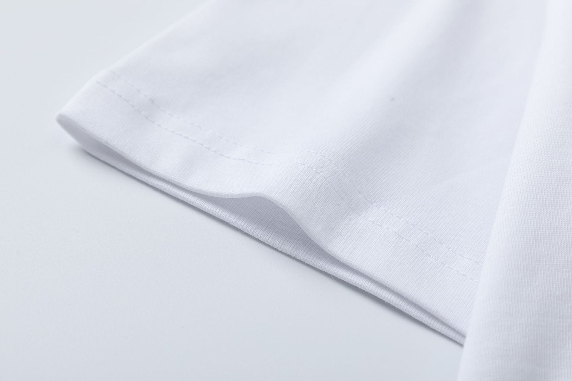 Amiri Fashion T-shirt