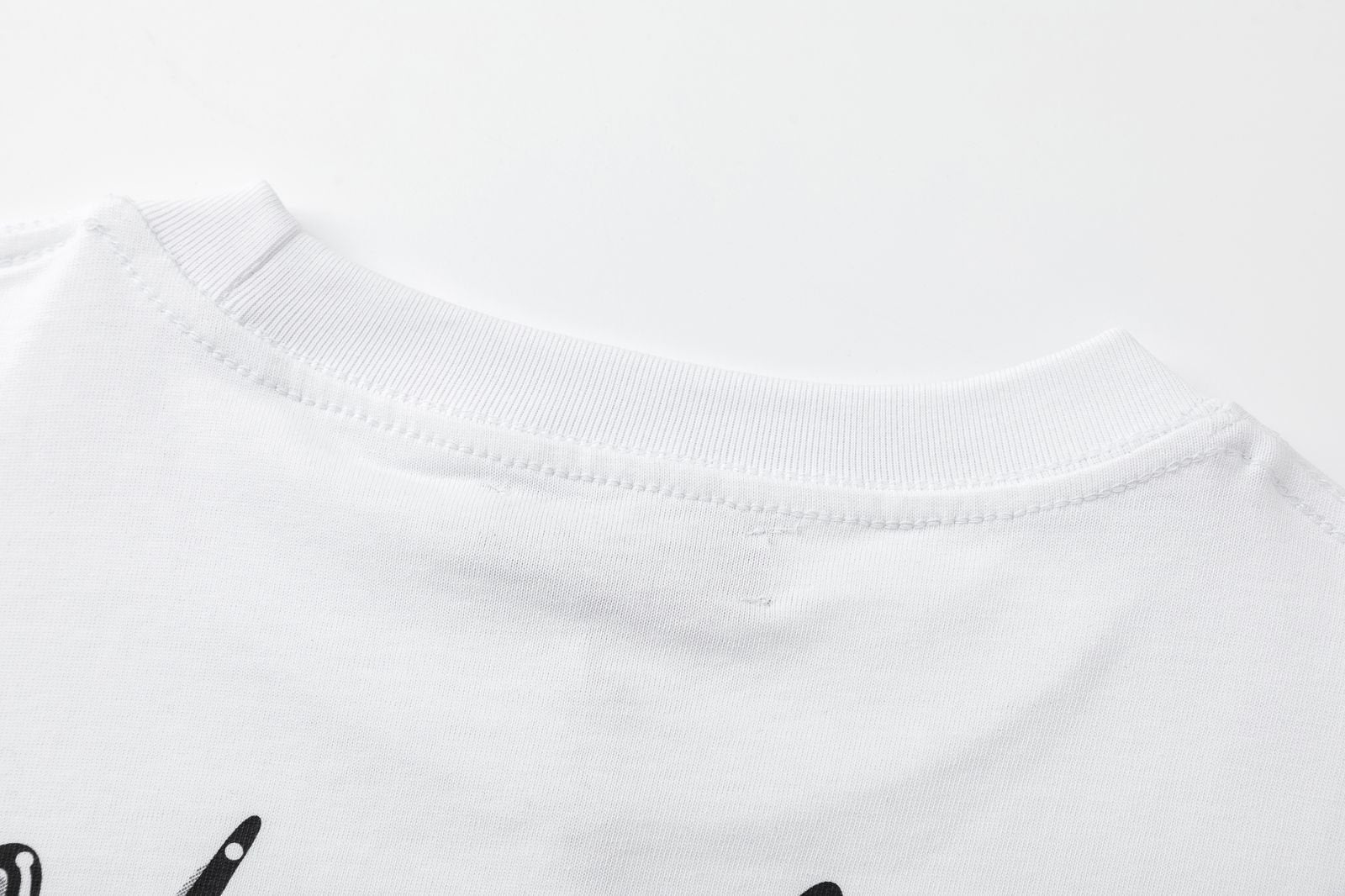Amiri Fashion T-shirt